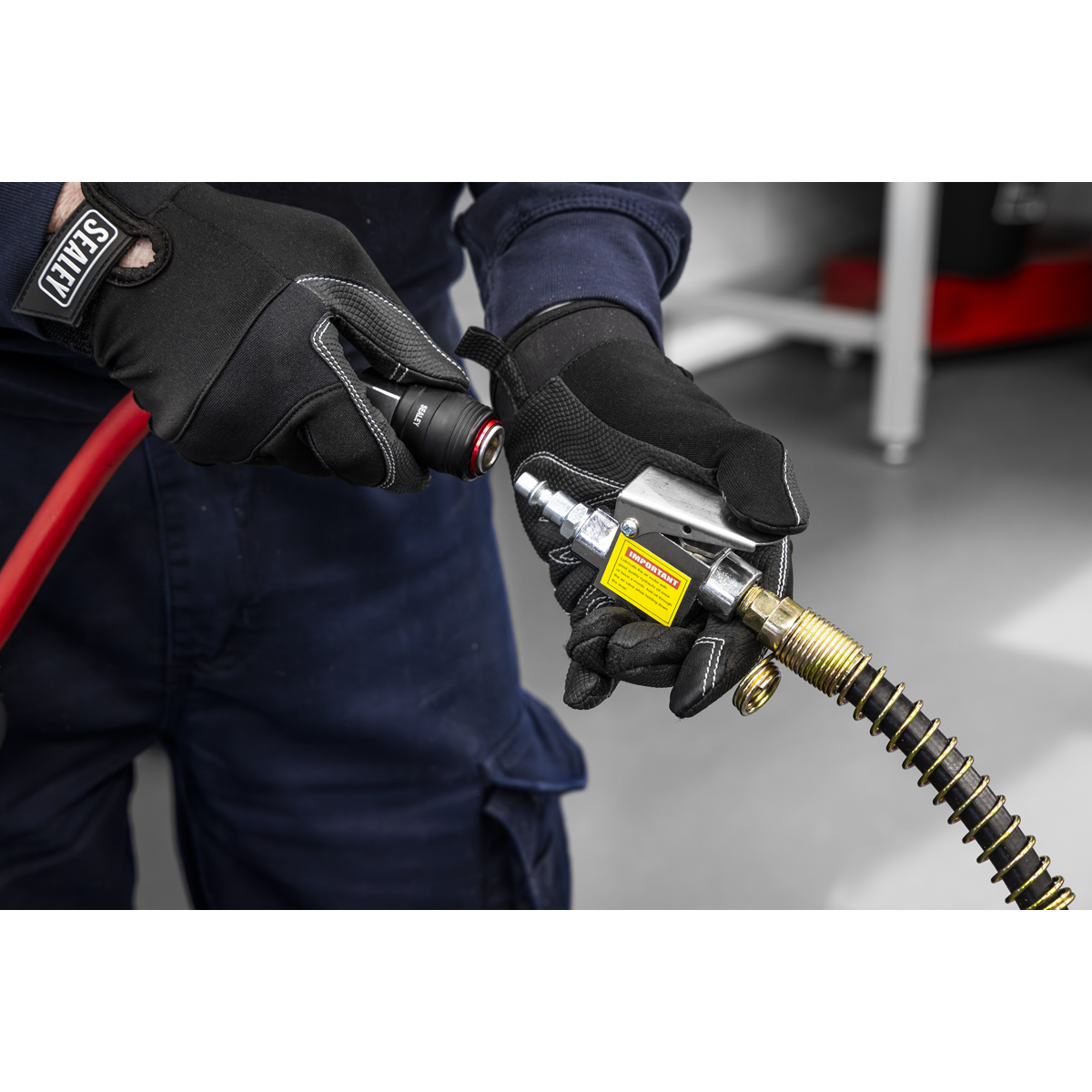 Professional Long Reach Air/Manual Operation Trolley Jack with Rocket Lift 10 Tonne 10001A