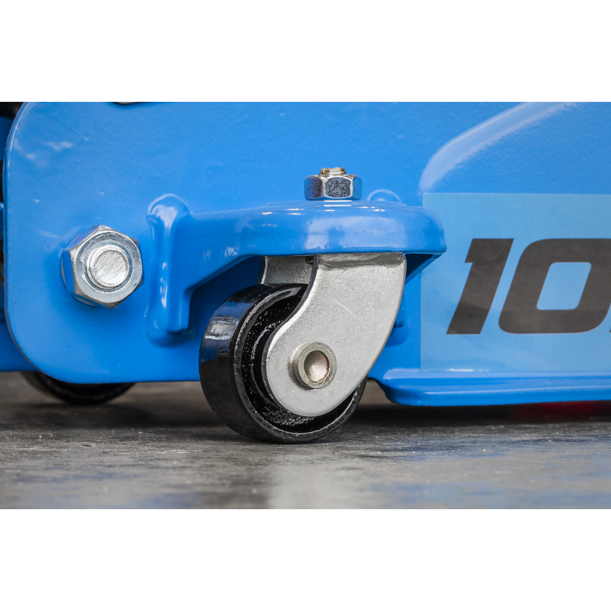 Low Profile Short Chassis Trolley Jack 2 Tonne - Blue 1020LEB