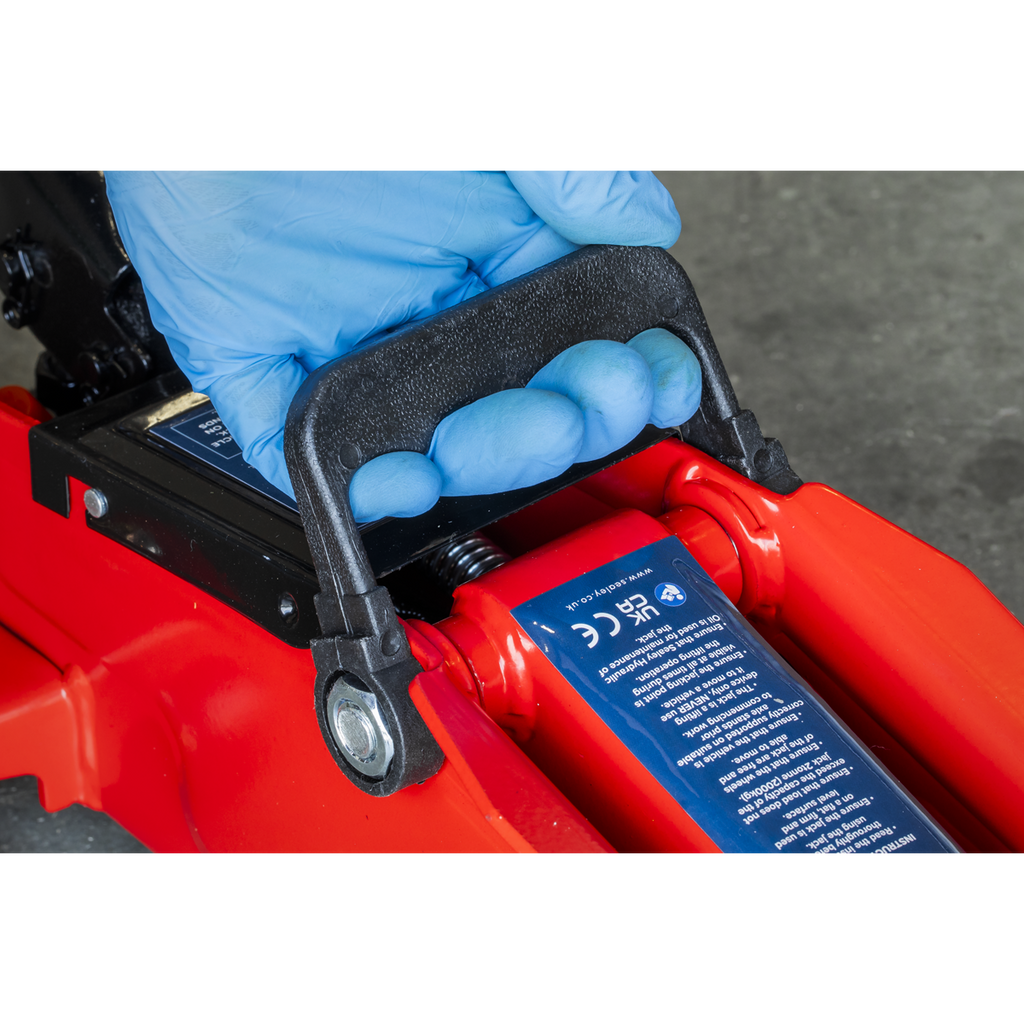 Short Chassis Trolley Jack with Storage Case 2 Tonne 1050CXD