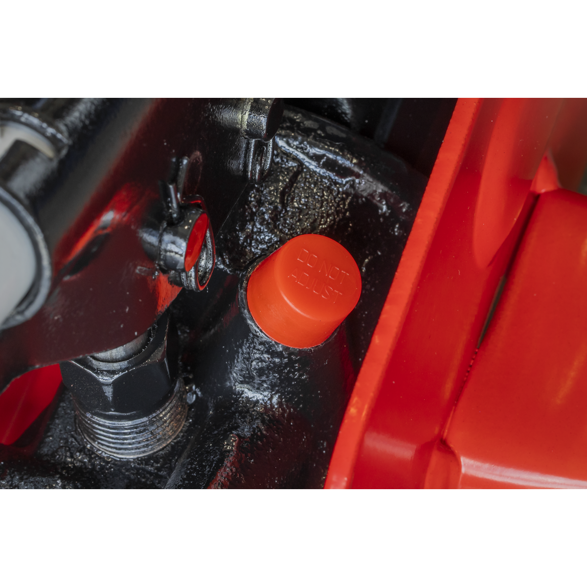 Short Chassis Trolley Jack with Storage Case 2 Tonne 1050CXD