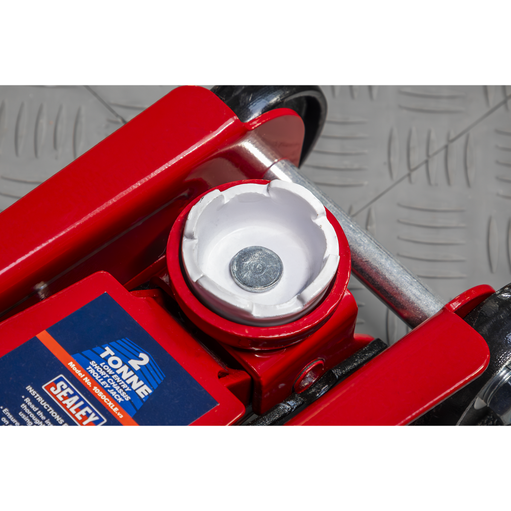 Low Profile Short Chassis Trolley Jack 2 Tonne 1050CXLE