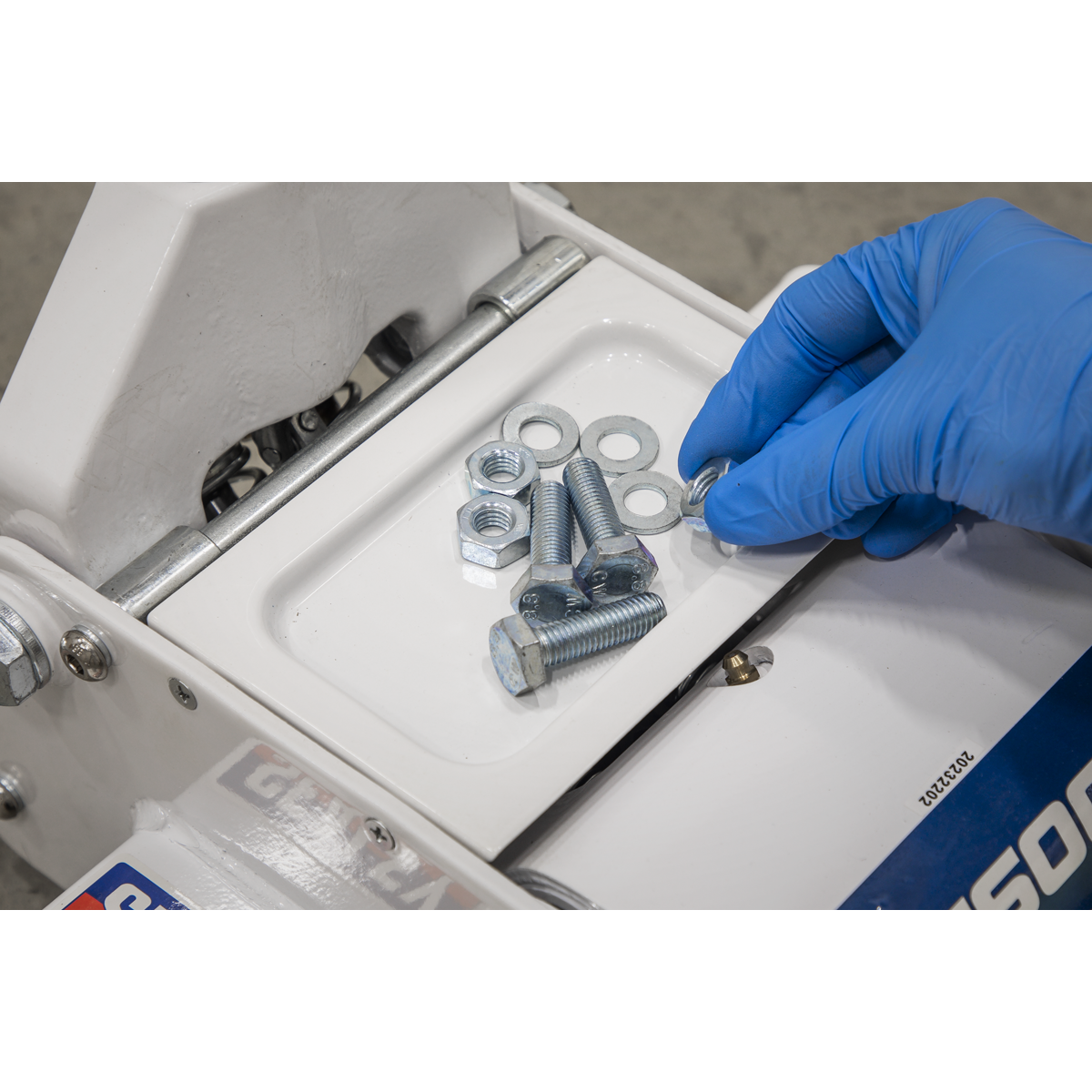 Low Profile Long Reach Rocket Lift Trolley Jack 1.5 Tonne 1500SLR