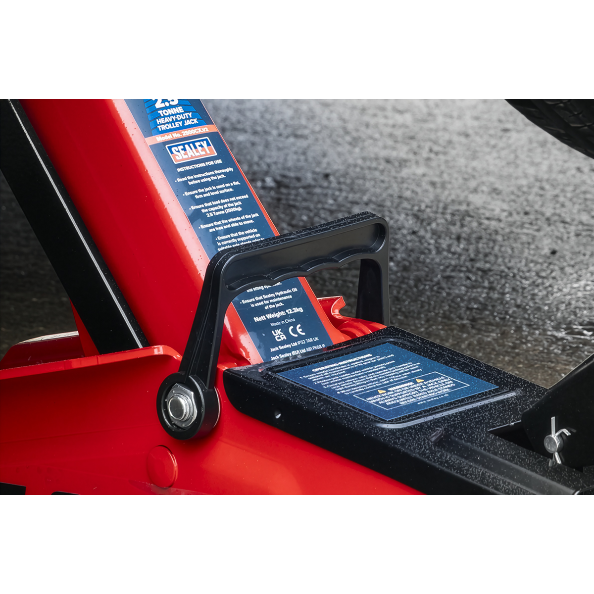 Heavy-Duty Trolley Jack 2.5 Tonne 2500CX