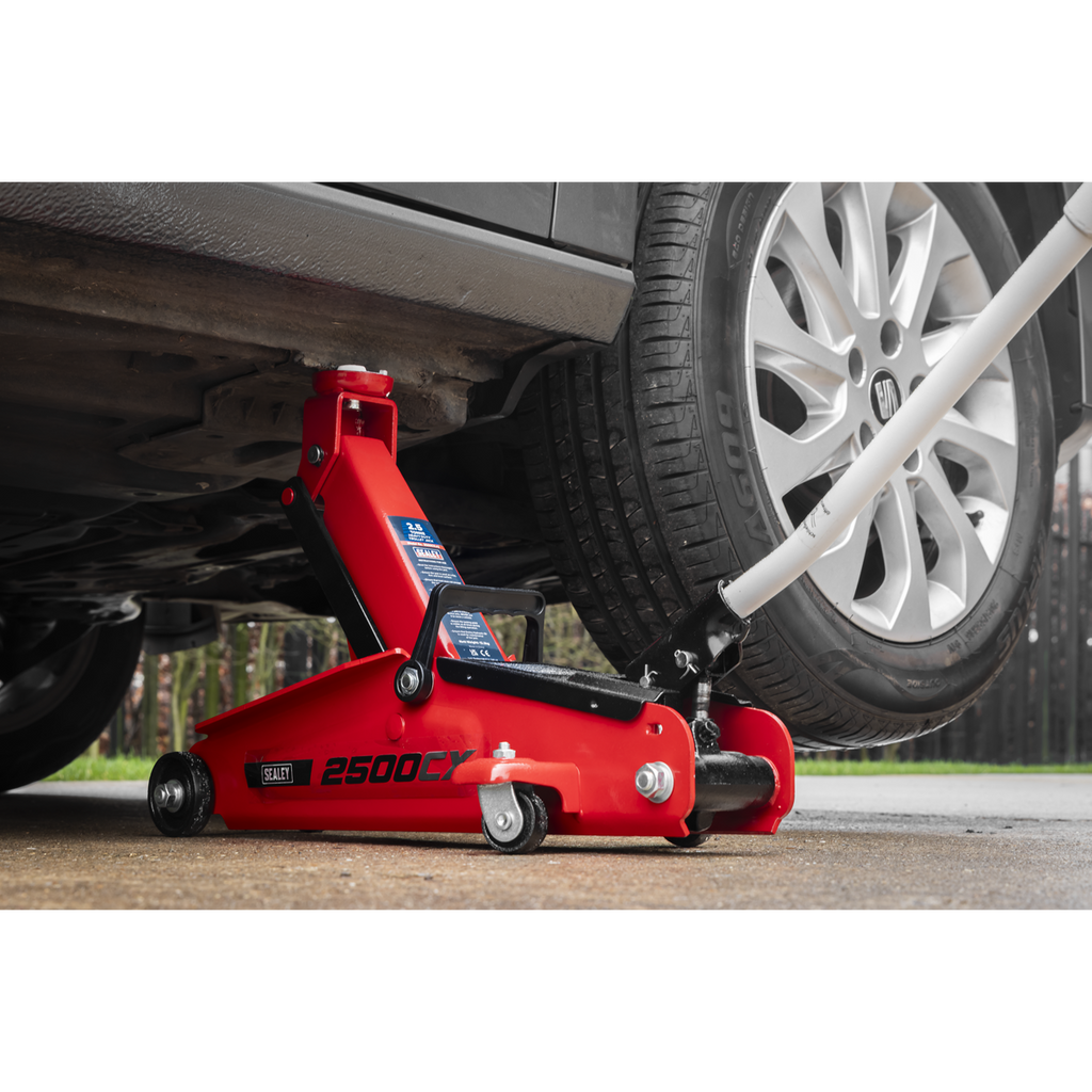 Heavy-Duty Trolley Jack 2.5 Tonne 2500CX