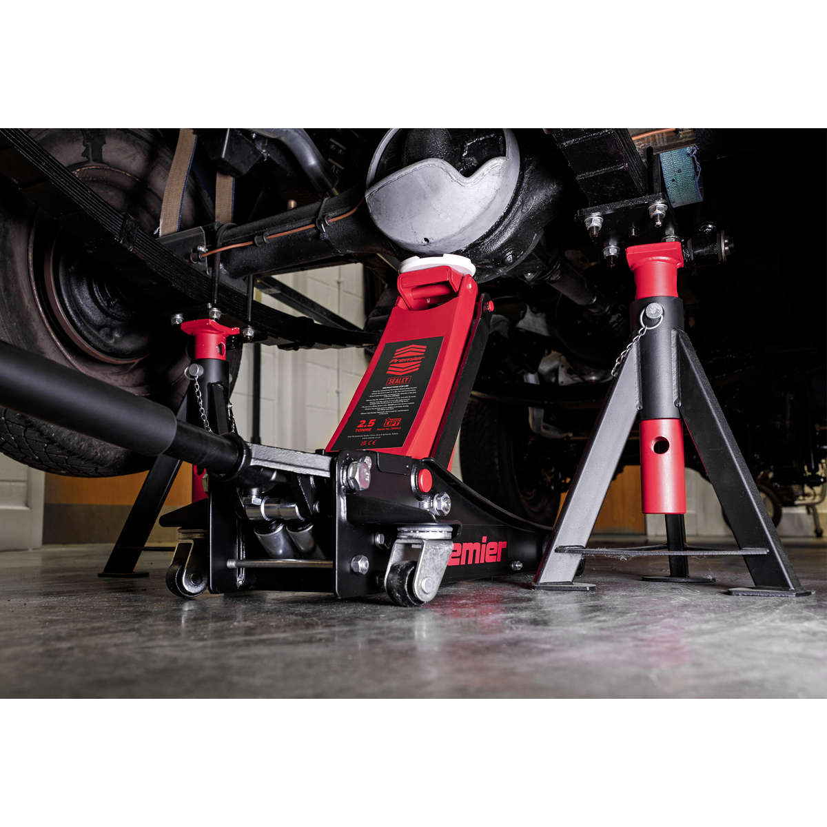 Low Profile Trolley Jack with Rocket Lift 2.5 Tonne 2500LE