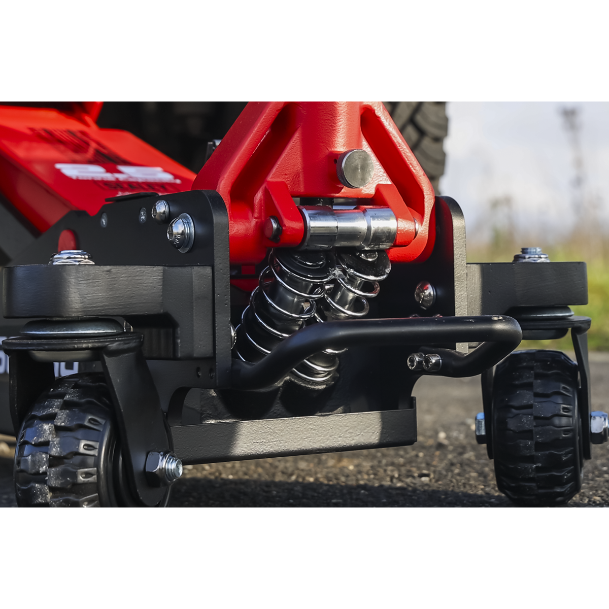 Big Wheel Hybrid Trolley Jack with Super Rocket Lift for Off-Road Vehicles, SUVs, Vans & 4x4s 2.5 Tonne 2500RG