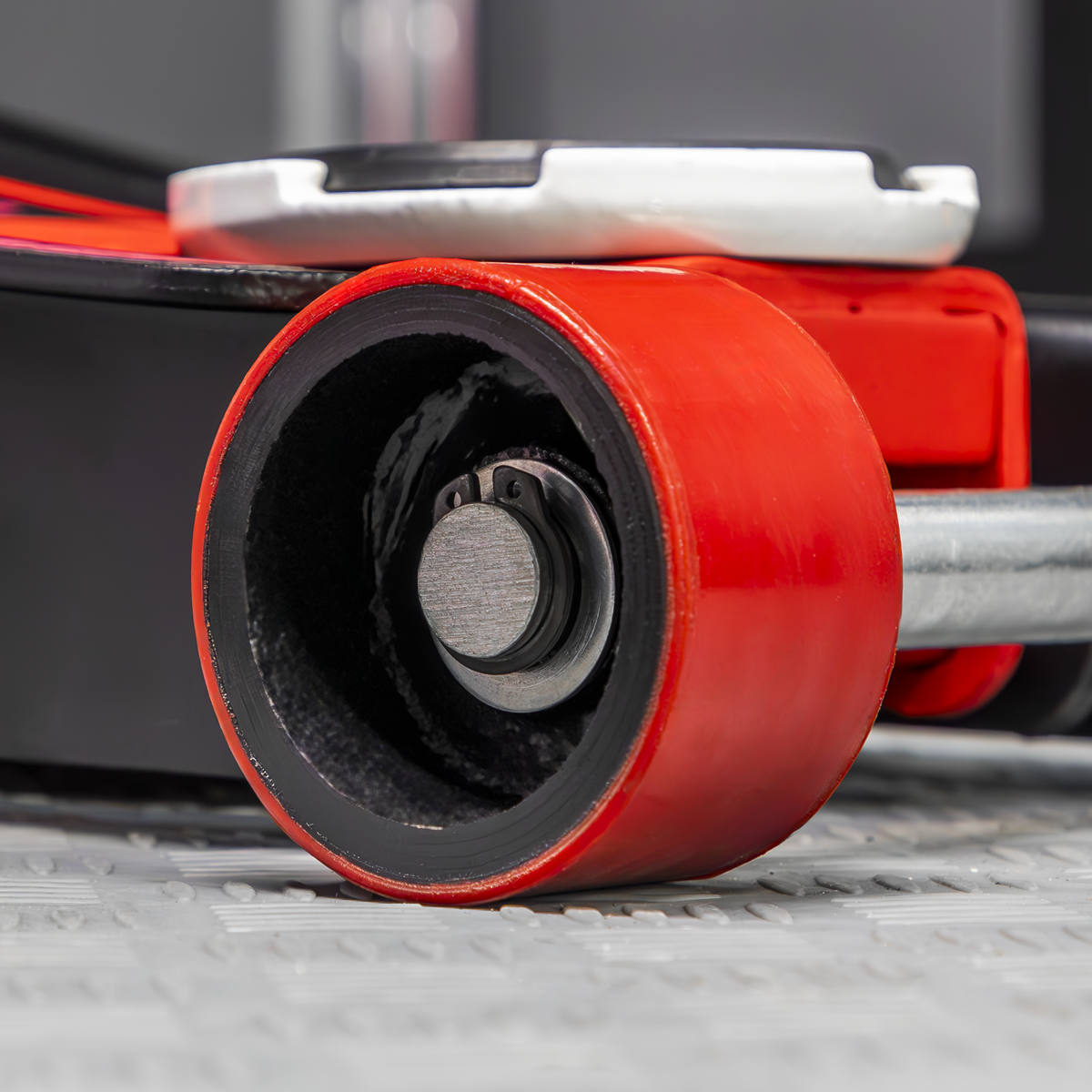 Low Profile Trolley Jack with Rocket Lift 2.5 Tonne 2501LE