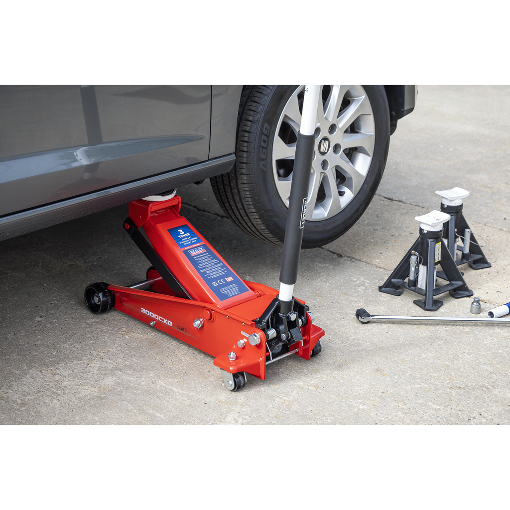 Quick Lift Standard Chassis Trolley Jack 3 Tonne 3000CXD