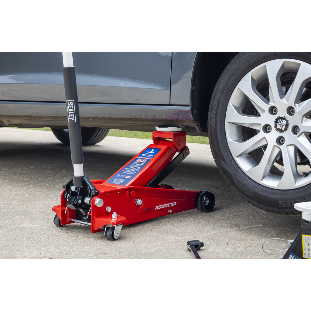 Quick Lift Standard Chassis Trolley Jack 3 Tonne 3000CXD