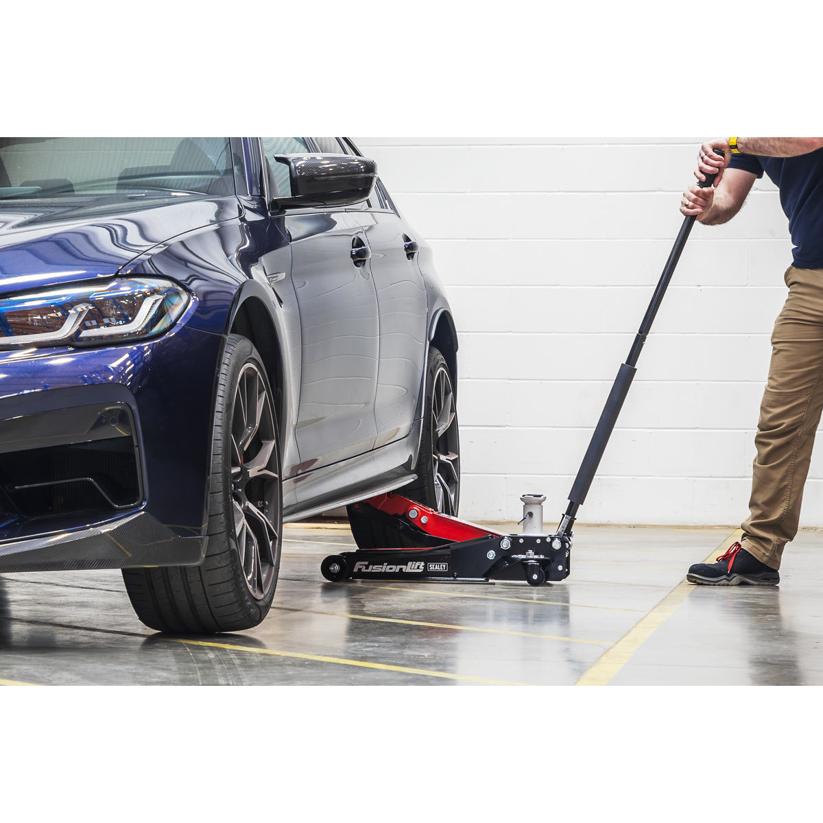 Low Profile High Lift Trolley Jack with Rocket Lift 2/3 Tonne 3200LEHL