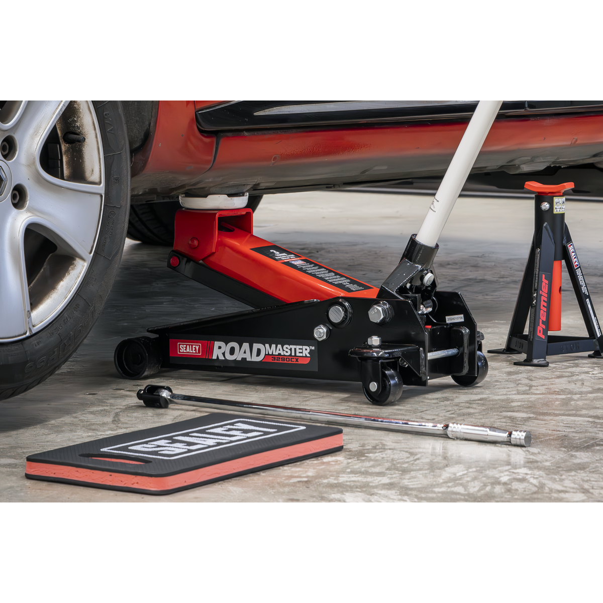 Roadmaster® Trolley Jack 3 Tonne 3290CX