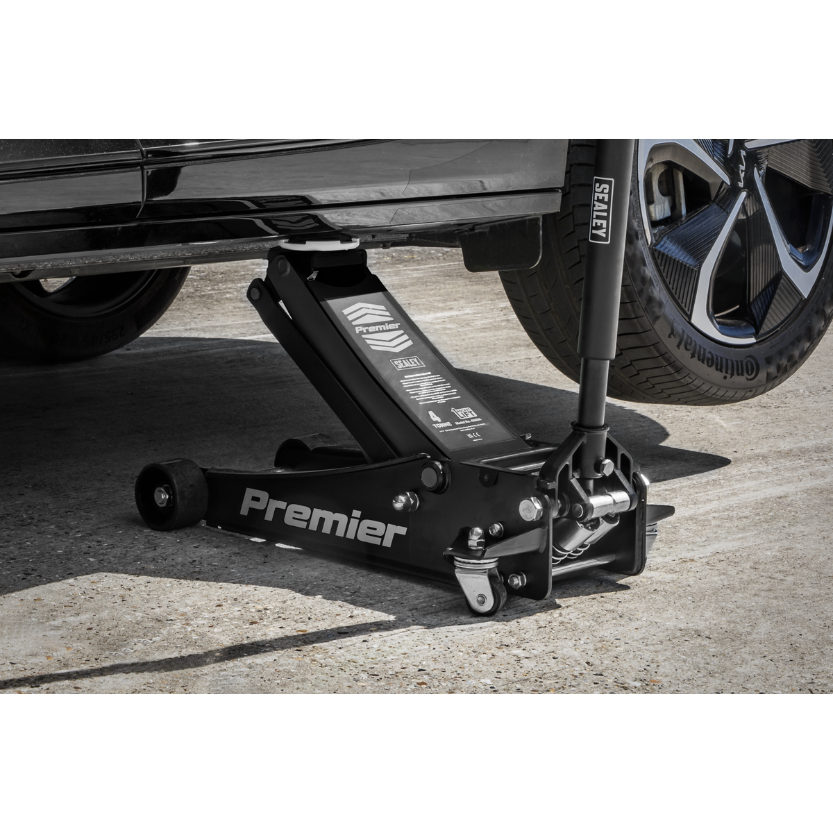 Low Profile Trolley Jack with Rocket Lift 4 Tonne - Black 4040AB
