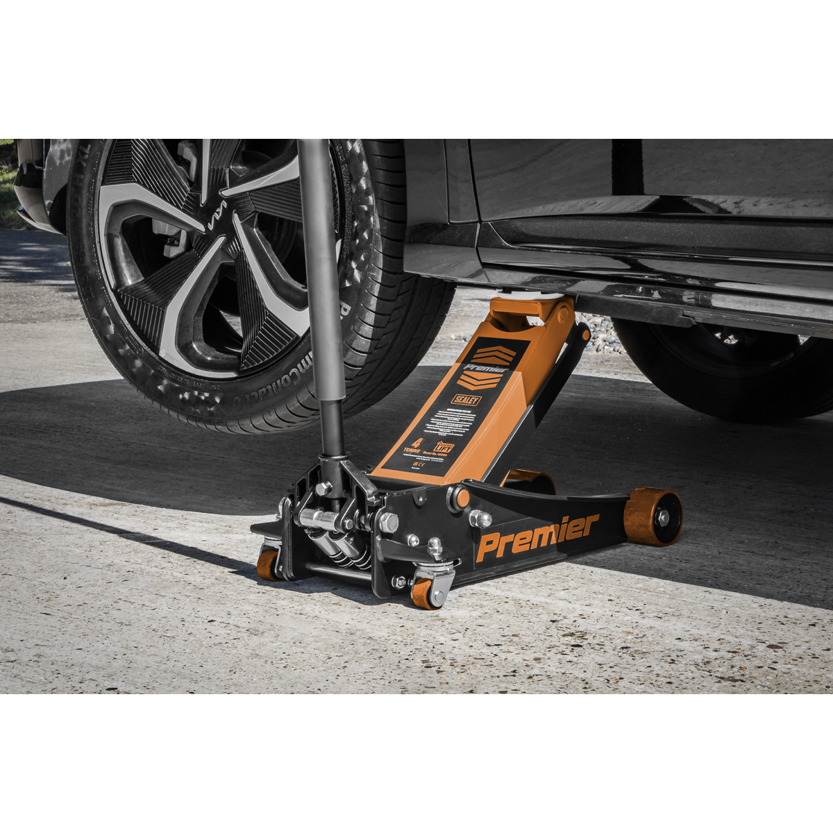Low Profile Trolley Jack with Rocket Lift 4 Tonne - Orange 4040AO