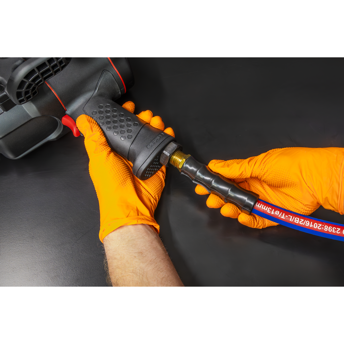 Extra-Heavy-Duty Air Hose with 1/2"BSP Unions 5m x 13mm AH5R/12