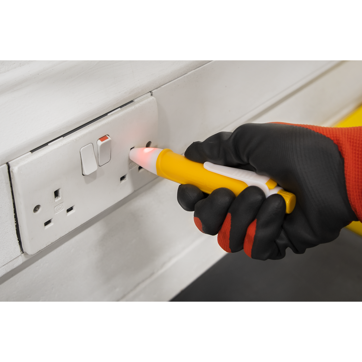 Non-Contact Voltage Detector 80-1000V AK1998