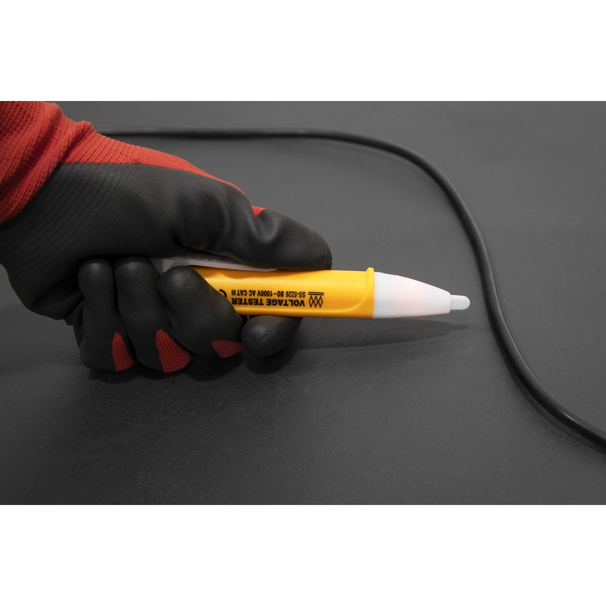 Non-Contact Voltage Detector 80-1000V AK1998