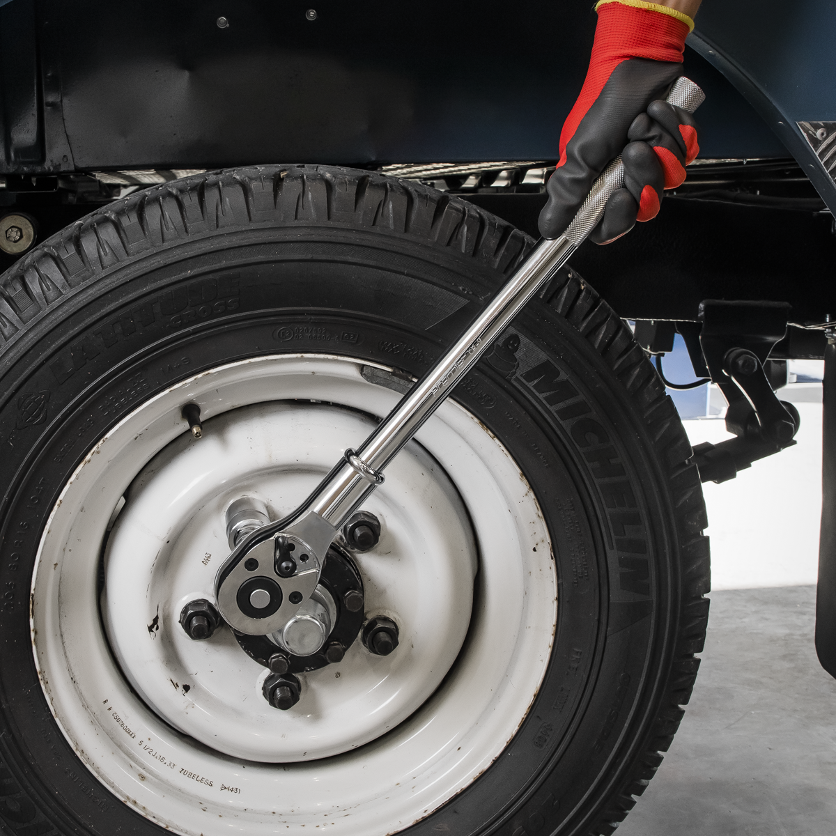 Socket Set 3/4"Sq Drive 12-point 15pc AK2583