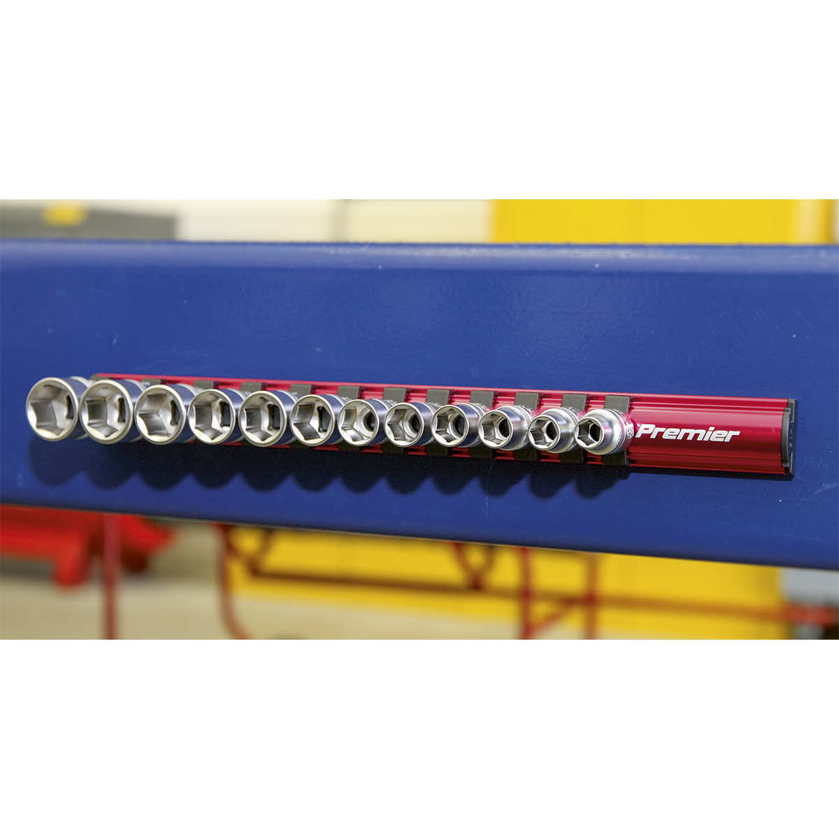 Magnetic Socket Retaining Rail with 12 Clips 3/8"Sq Drive AK27083