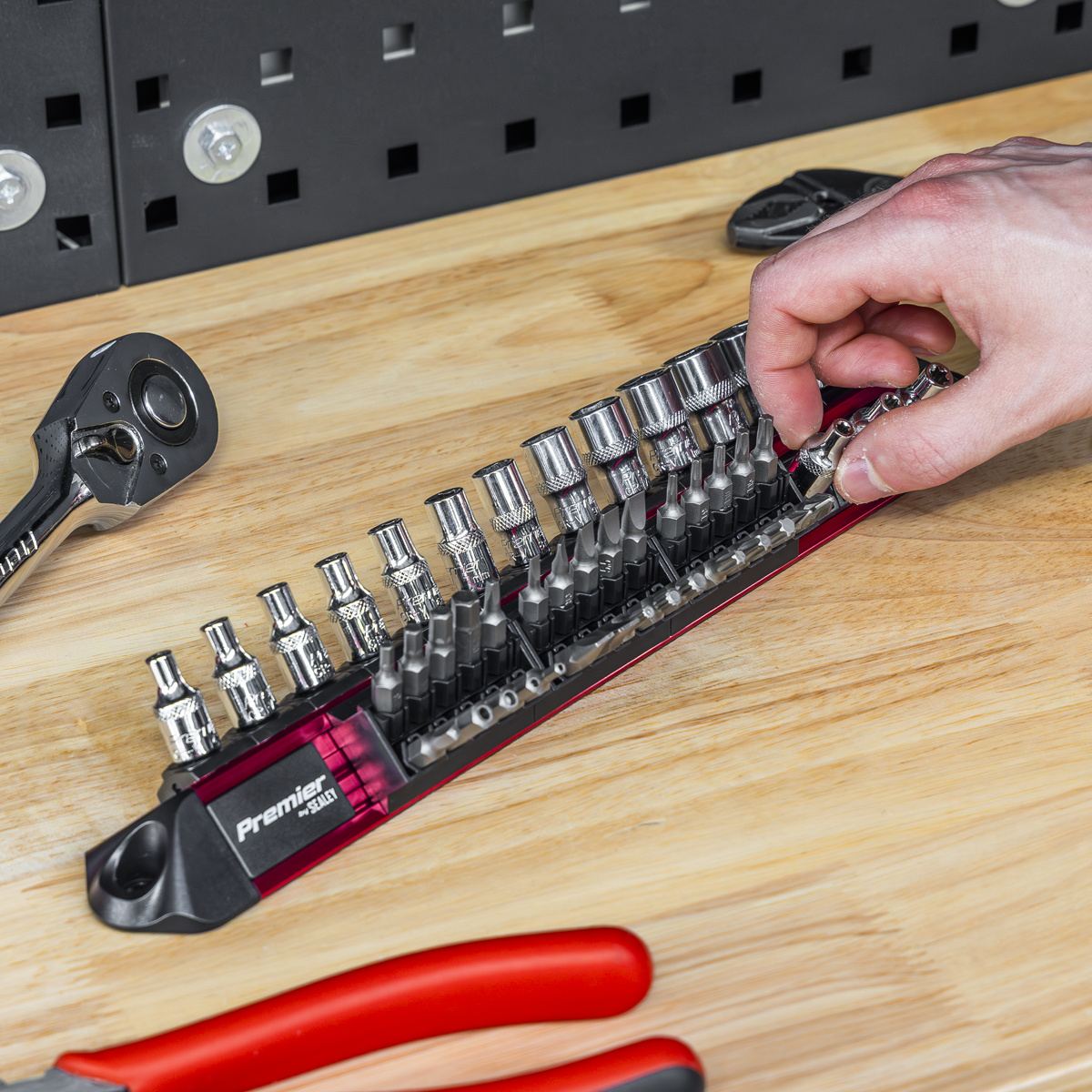 Socket & Bit Retaining Rail 1/4"Sq Drive AK27096