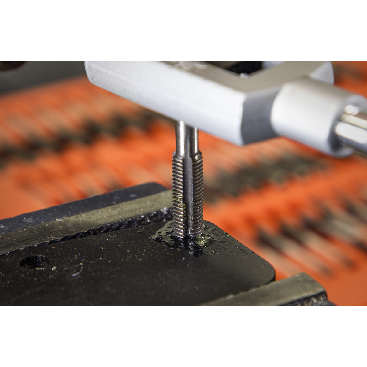 Tap & Die Set 110pc AK30110