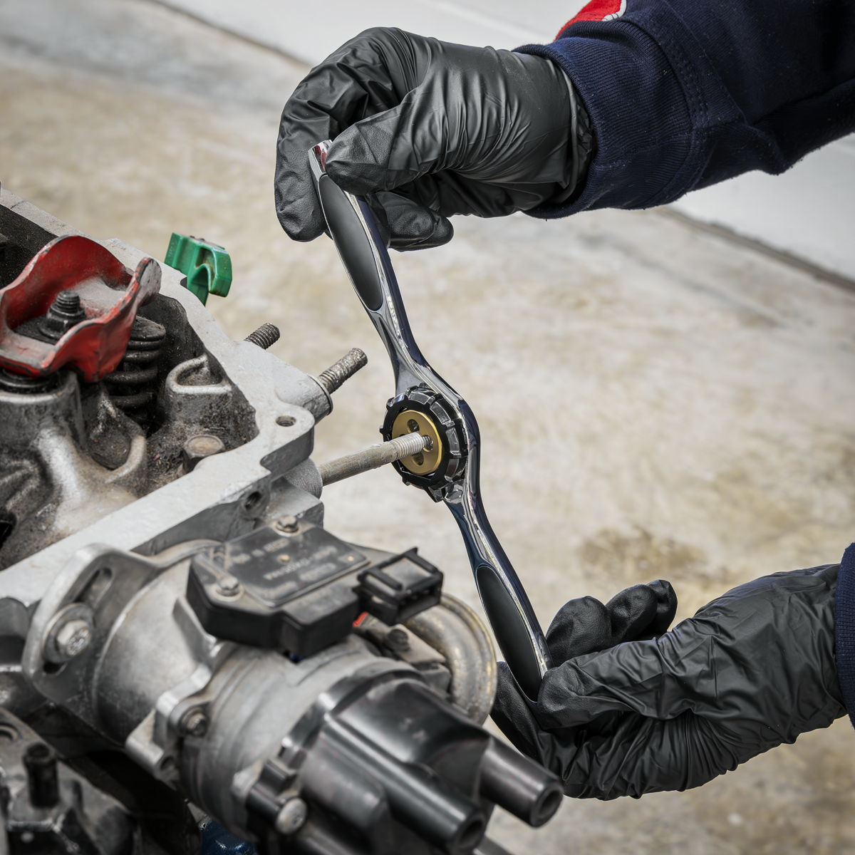 Imperial Titanium Coated Hexagonal Tap & Die Set 26pc AK3026IMP