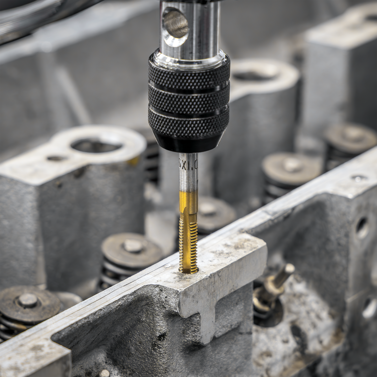 Metric & Imperial Titanium Coated Hexagonal Tap & Die Set 46pc AK3046