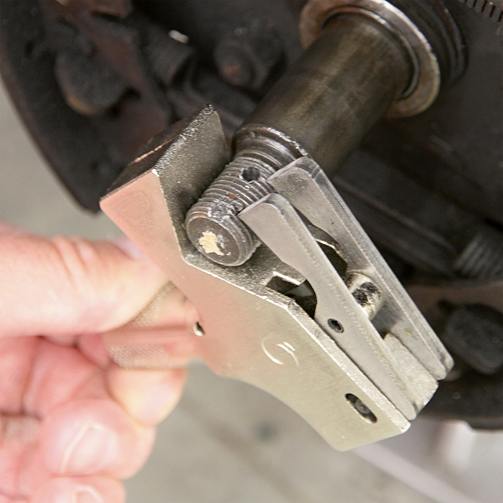 Adjustable Thread Restorer M4-M45 AK314