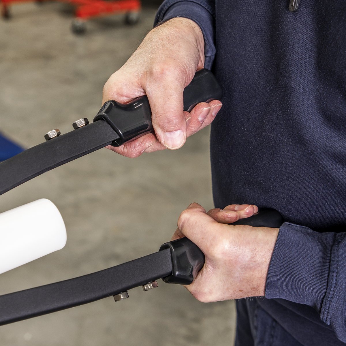 Heavy-Duty Long-Arm Riveter with Collection Bowl AK3981