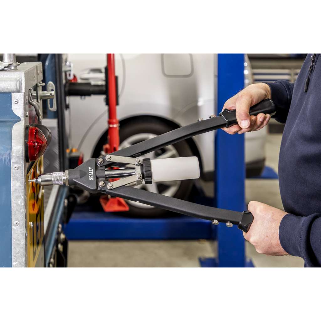 Heavy-Duty Long-Arm Riveter with Collection Bowl AK3981