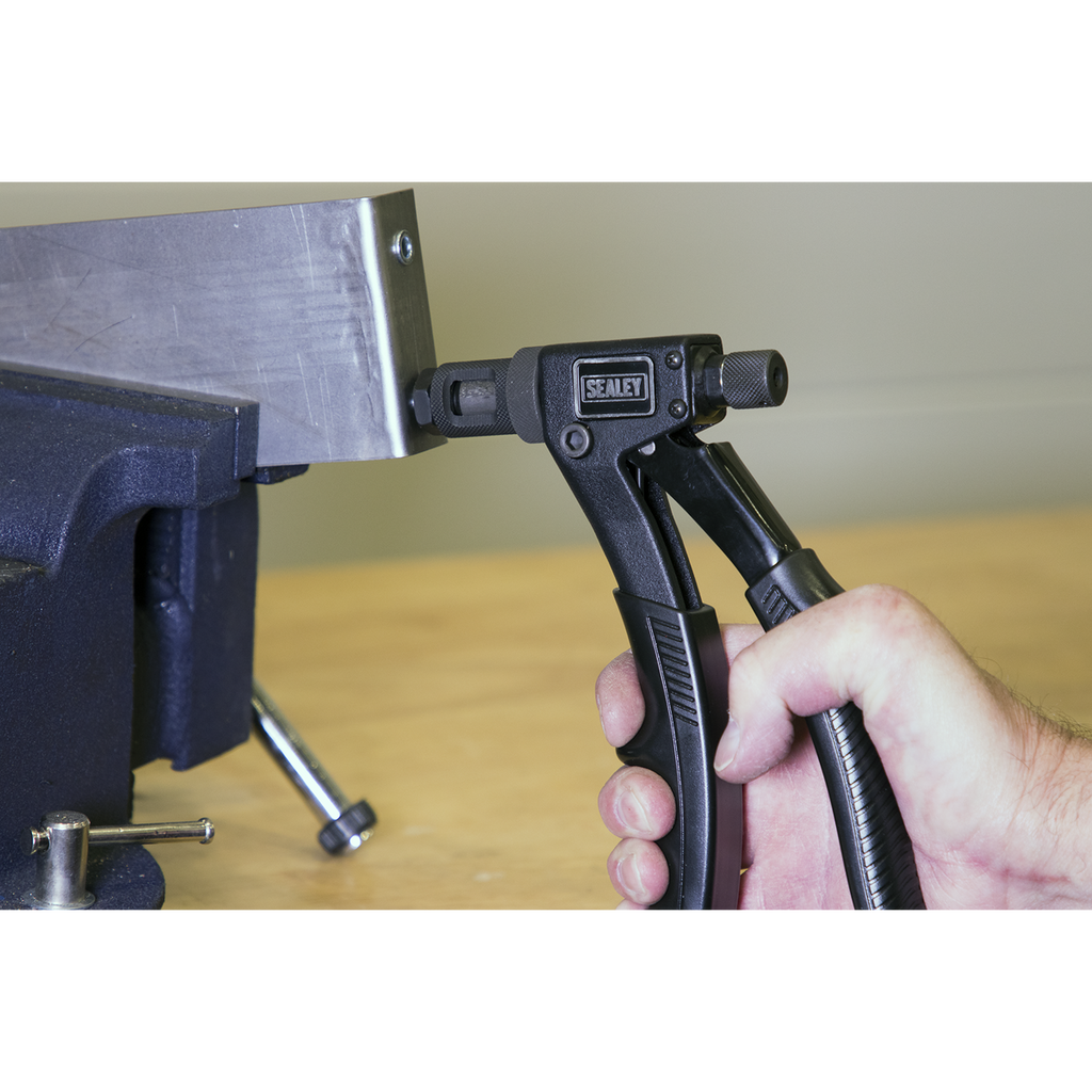 Threaded Nut Riveter AK3986