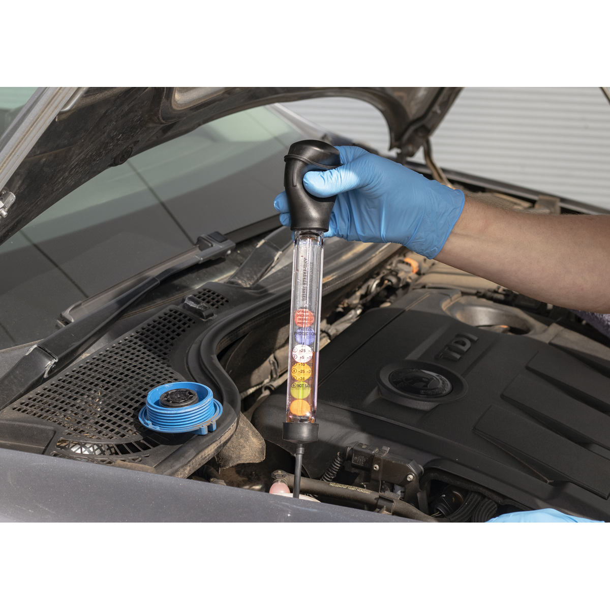 Disc Type Ethylene Glycol Antifreeze Tester AK4120