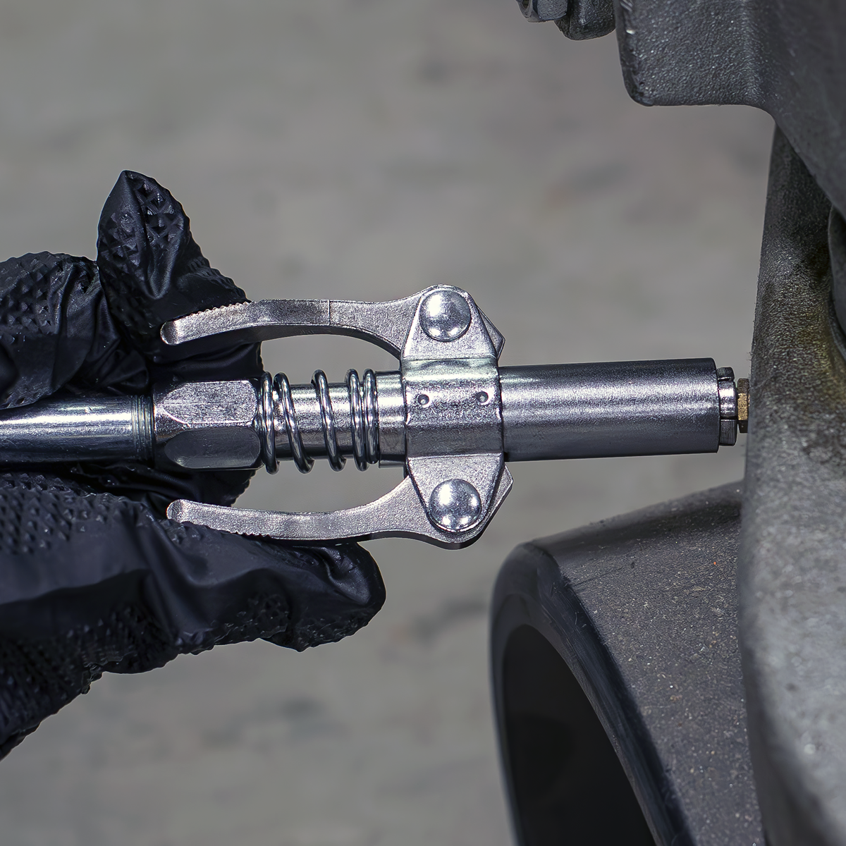 Double Handle Grease Gun Coupler AK453