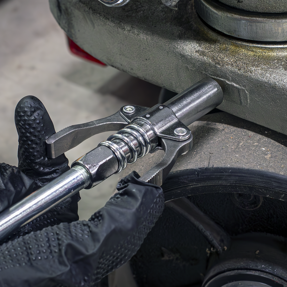 Double Handle Grease Gun Coupler AK453
