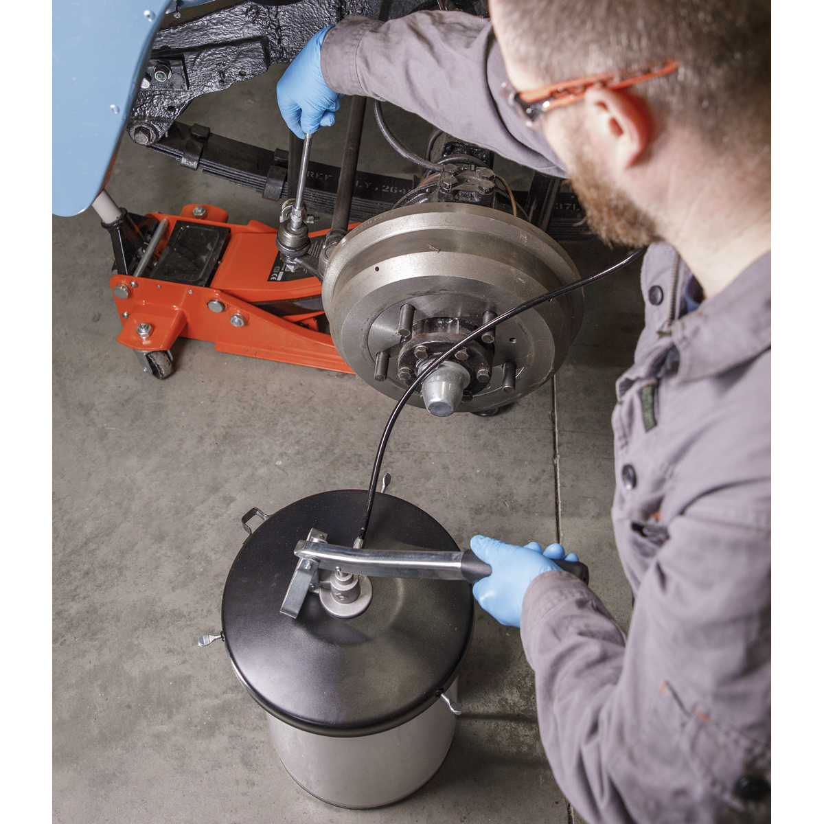 Extra-Heavy-Duty Grease Pump with Follower Plate 12.5kg AK455