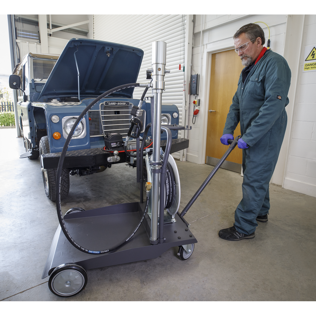 Air Operated Oil Dispensing System with 10m Retractable Hose Reel AK4562D