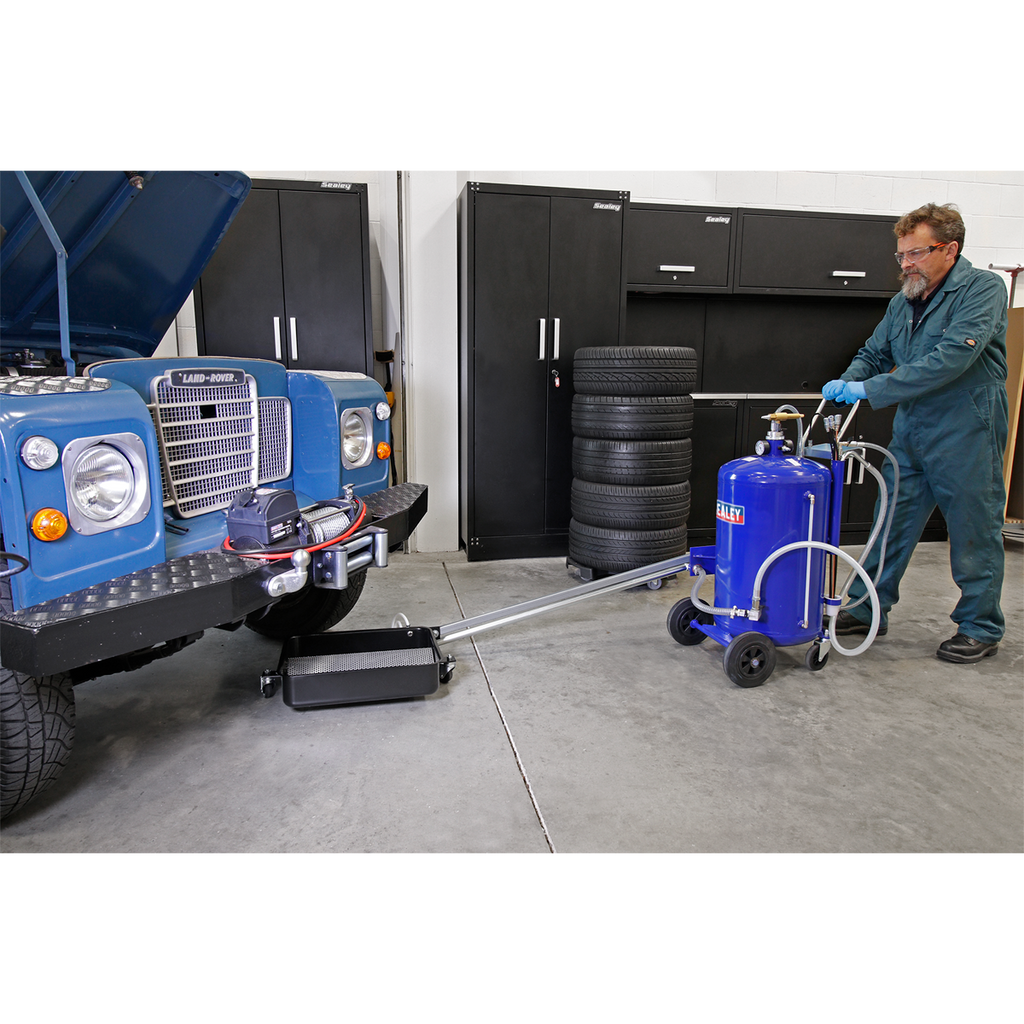 Cantilever Air Discharge Mobile Oil Drainer with Probes 80L AK462DX
