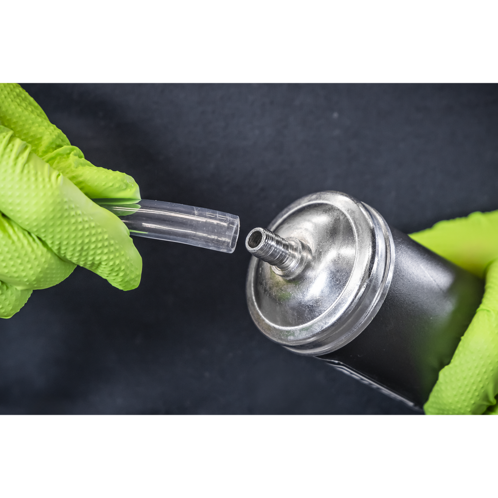Oil Suction Syringe with Metal Body 500ml AK46