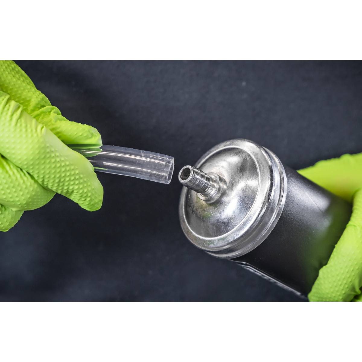 Oil Suction Syringe with Metal Body 500ml AK46