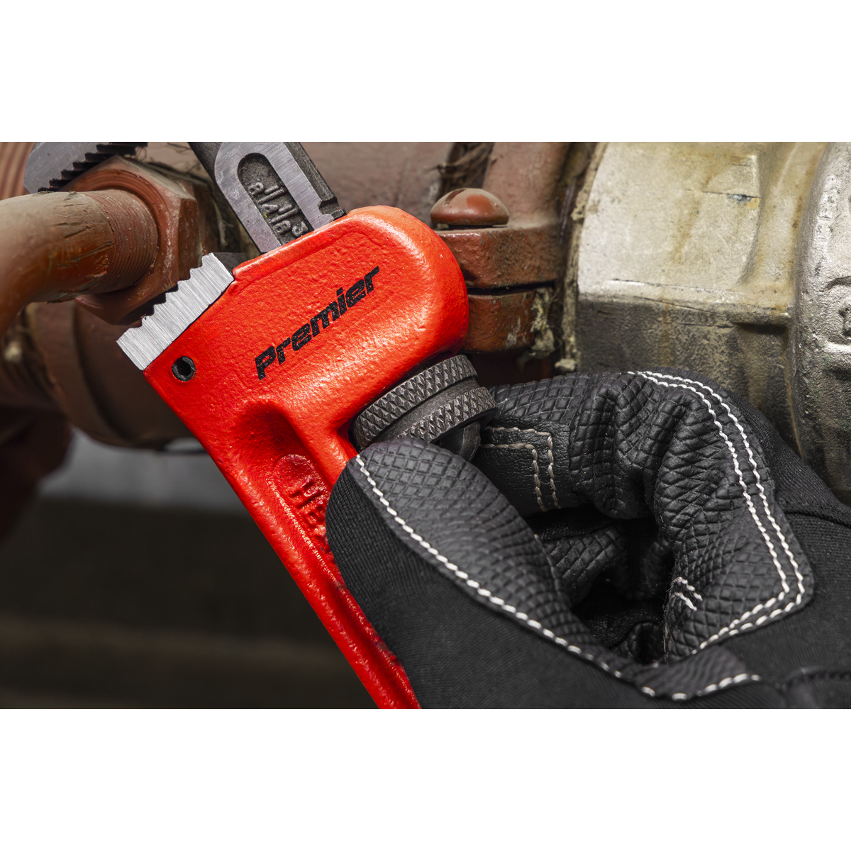 Cast Steel Pipe Wrench European Pattern 200mm AK5101