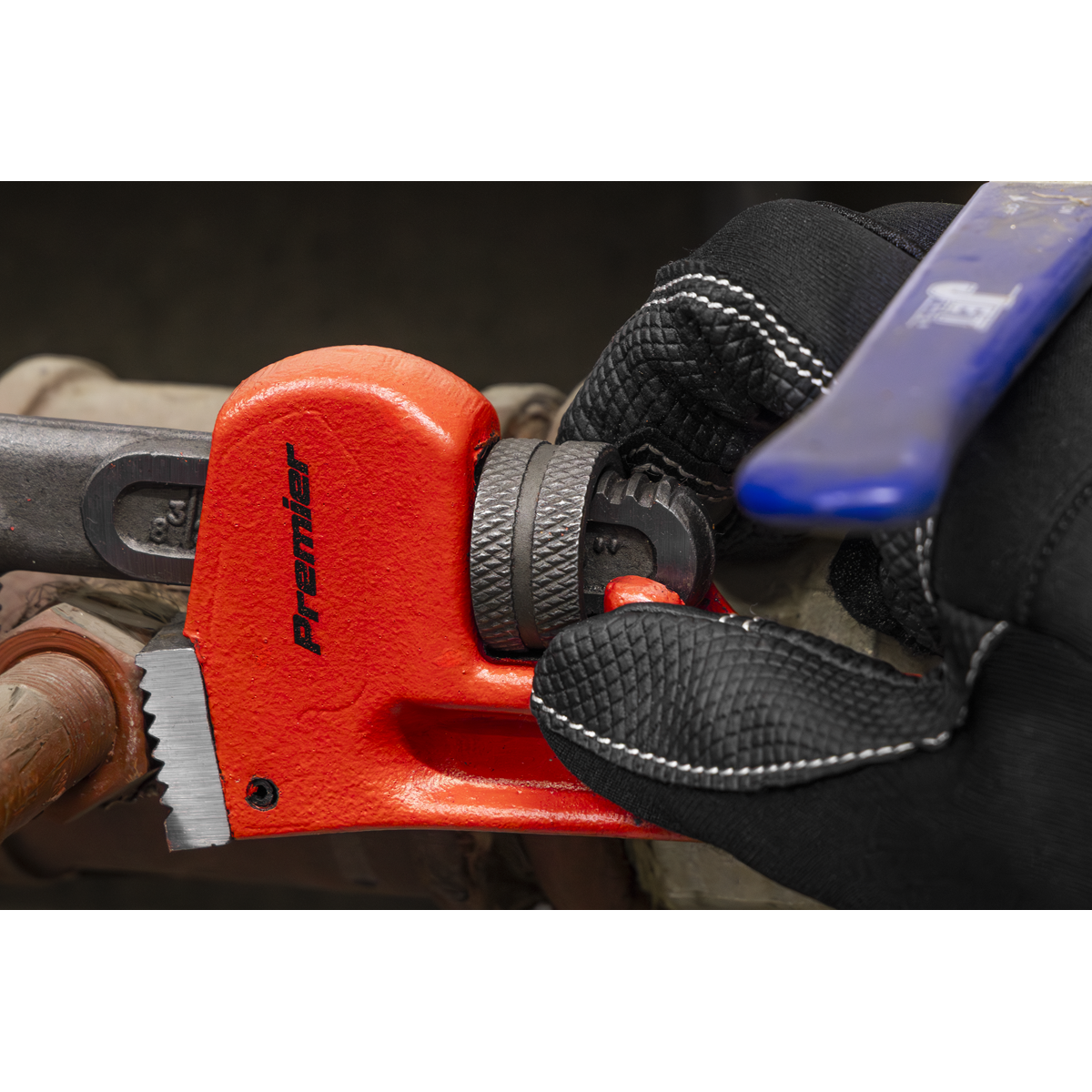 Cast Steel Pipe Wrench European Pattern 250mm AK5102