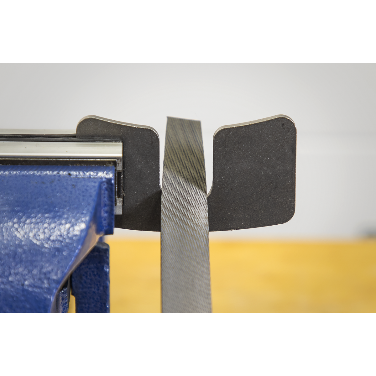 Smooth Cut Half-Round Engineer's File 200mm AK5861