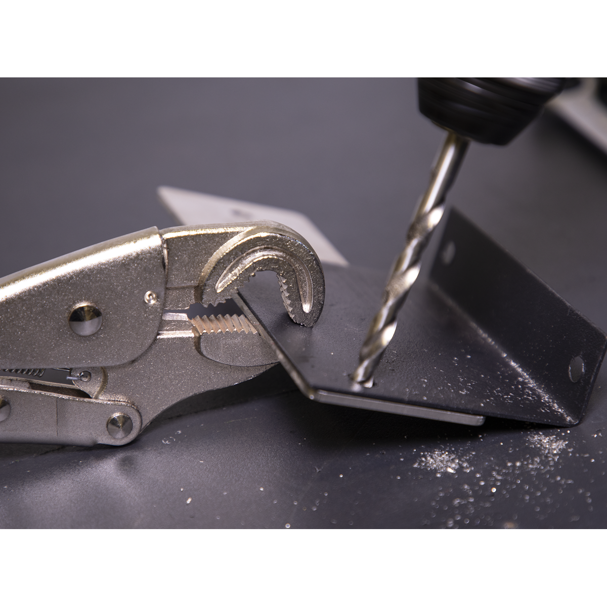 Locking Pliers Round Jaws 195mm AK6871