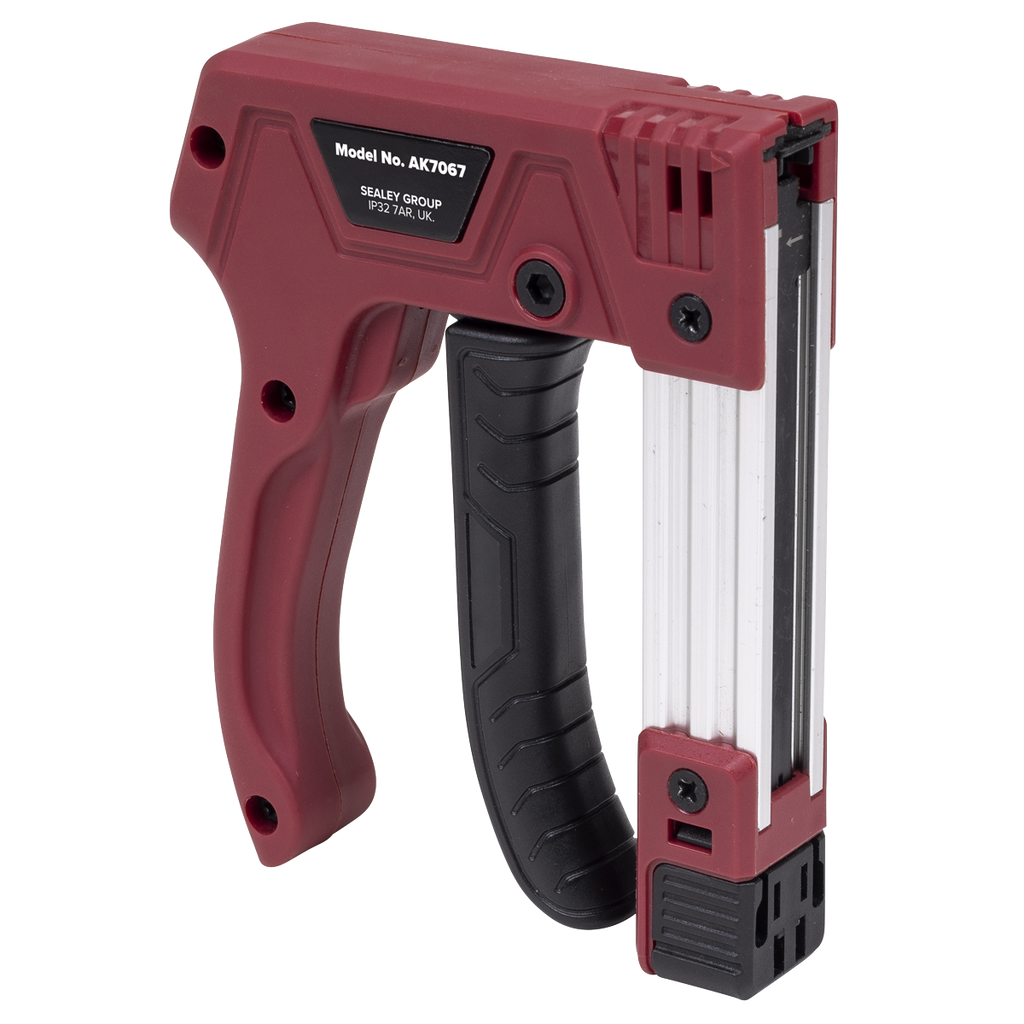 Heavy-Duty Staple & Brad Nail Gun AK7067