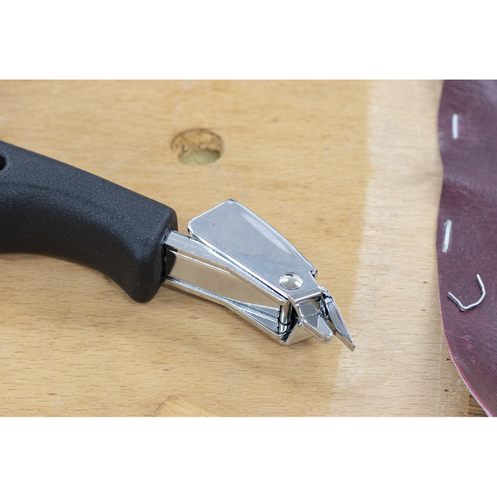 Heavy-Duty Staple Remover AK707