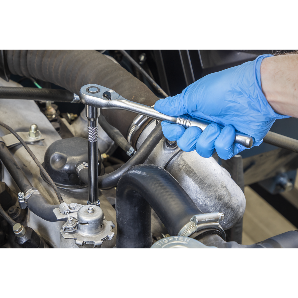 Ratchet Wrench with Flip Reverse 3/8"Sq Drive 90-Tooth AK7931