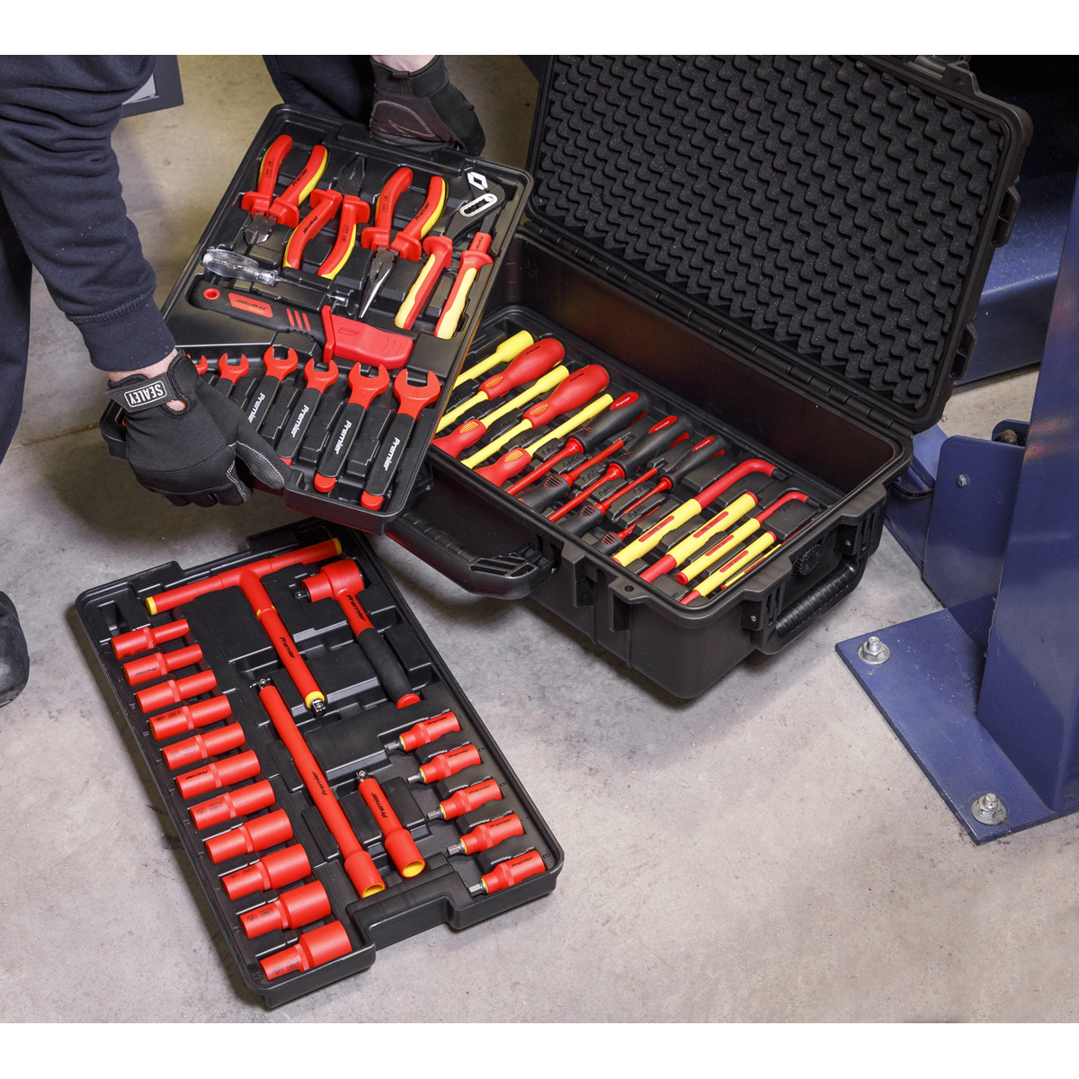 Insulated Tool Kit 3/8"Sq Drive 1000V 50pc - VDE Approved AK7938