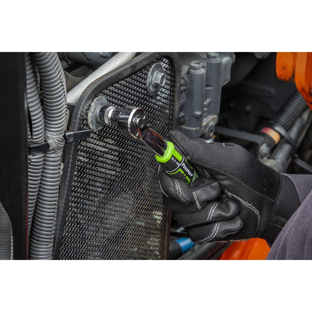 Mechanic's Tool Kit 144pc - Hi-Vis Green AK7980HV