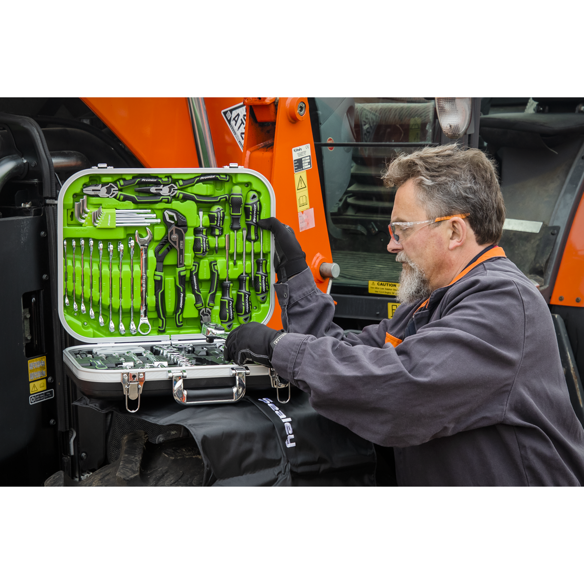 Mechanic's Tool Kit 144pc - Hi-Vis Green AK7980HV