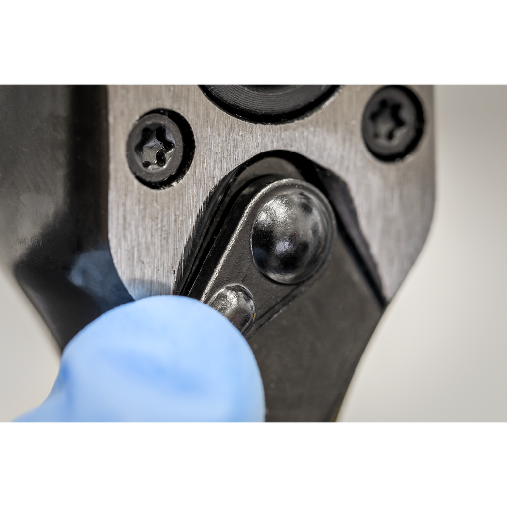 Ratchet Wrench 3/8"Sq Drive AK7998