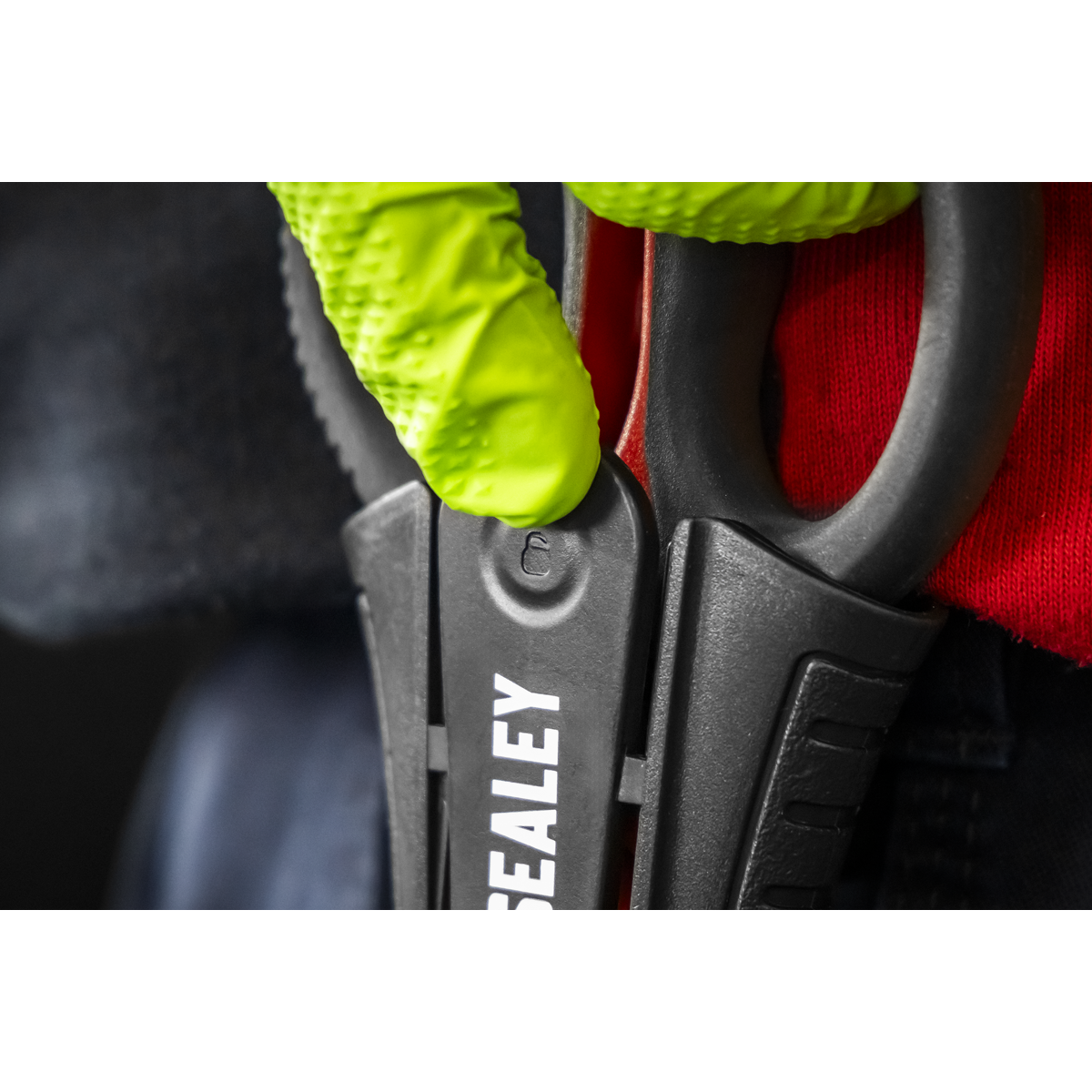 Heavy-Duty Electrician's Shears 160mm AK8528